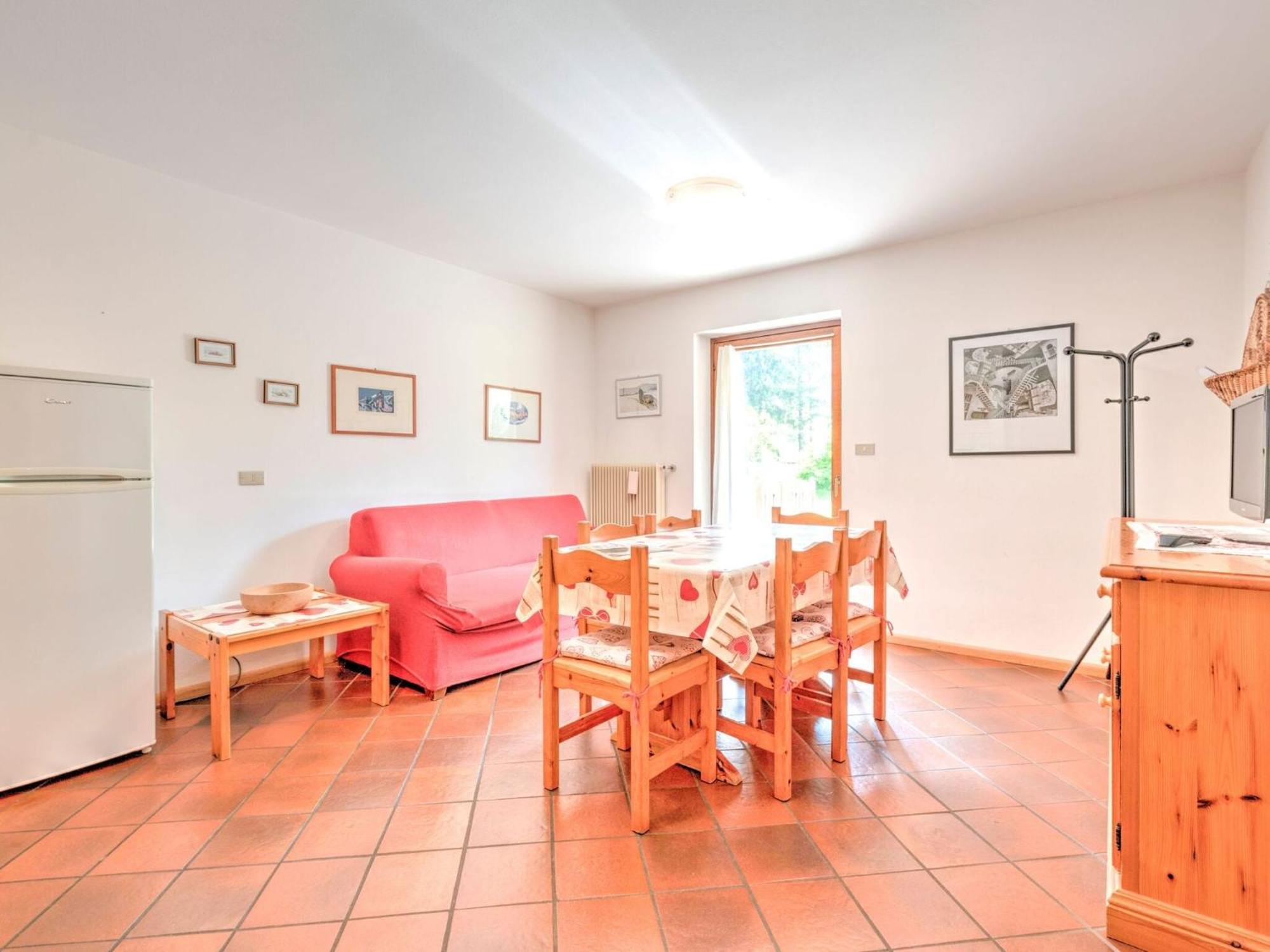Spacious Chalet With Garden Near Ski Area In Tyrol Pozza di Fassa Exterior foto